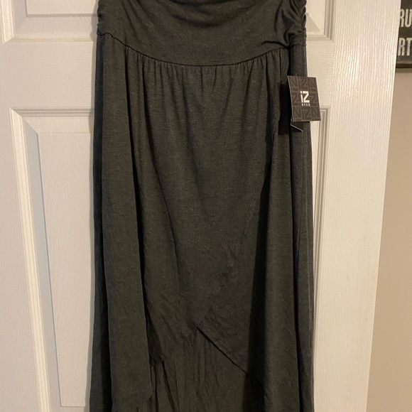 High-low skirt - Picture 1 of 4